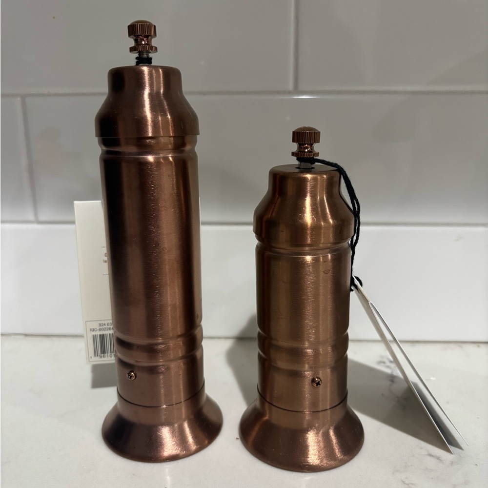NEW- Copper Pepper and Salt Mill Set by Hearth & Hand - Picture 5 of 5